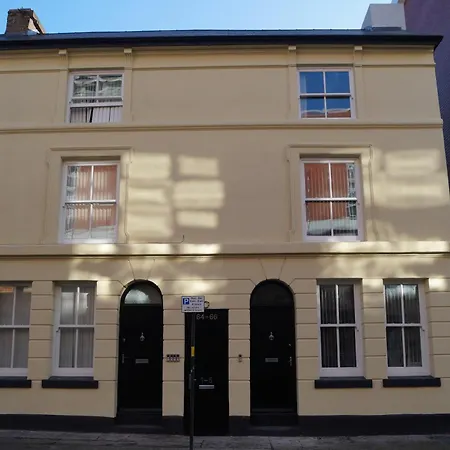 Spacious Central Duplex Apartment With 2 Bathrooms With Free Wi-Fi, Parking And Keyless Access, Sleeps Up To 9 - Perfect For Groups Birmingham Esterno foto